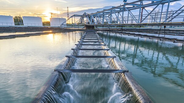 obuste Edelstahl‑Druck‑ und Temperatursensoren für feuchte und korrosive Prozesse in der Wasser‑ und Abwasserbranche.