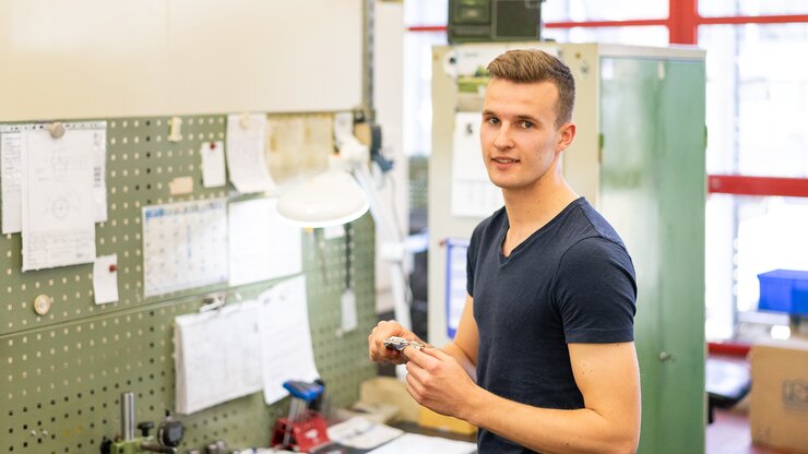 Dennis Lange von Labom